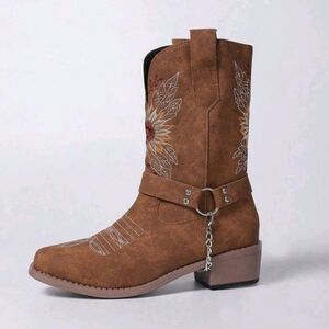 Sunflower Embroidered Brown Ankle Boots